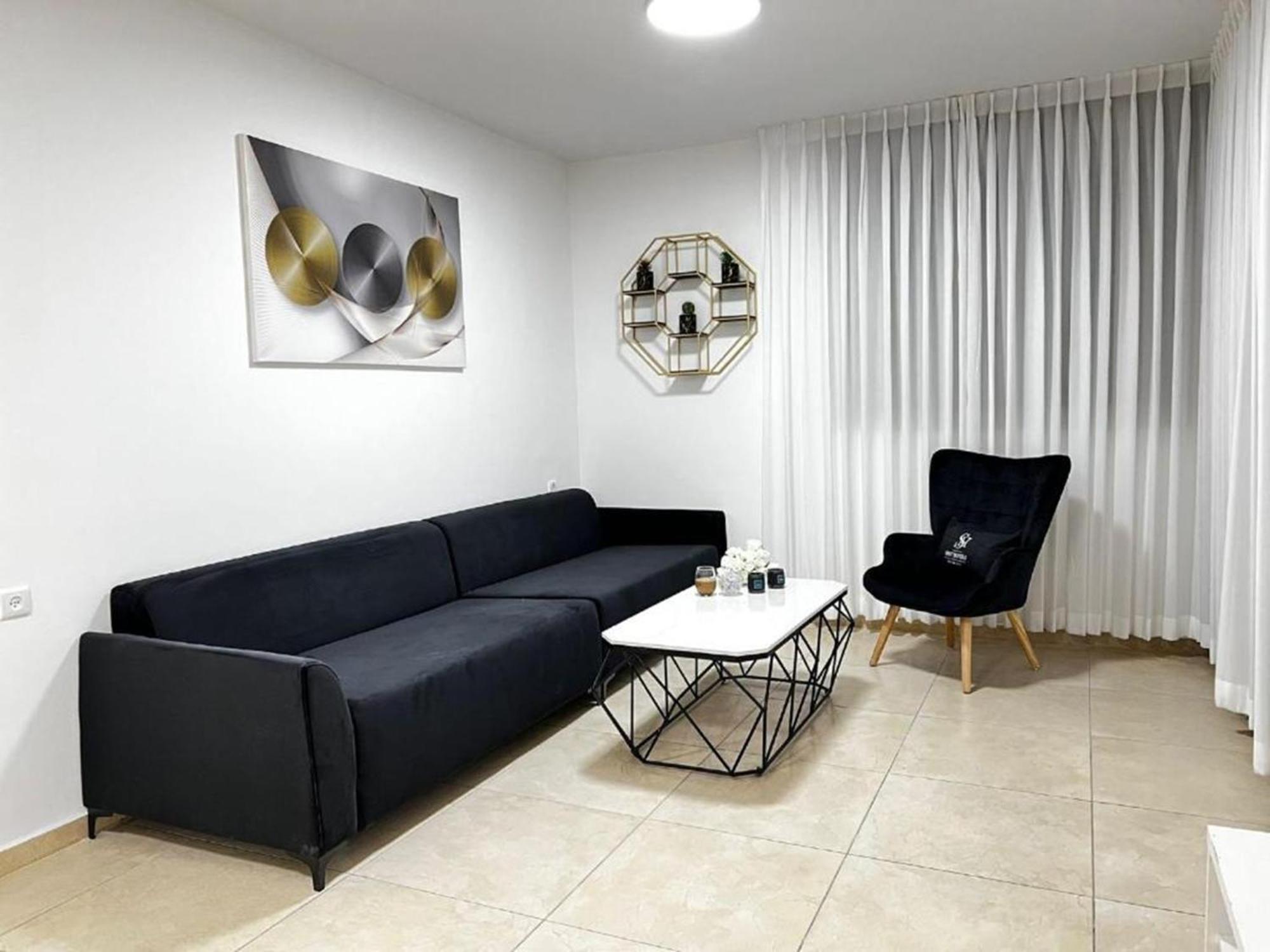 Spat Vip Apartment Бат Ям Екстериор снимка